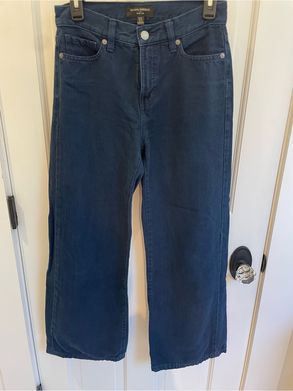 Banana Republic Women’s Navy Wide-Leg Jeans